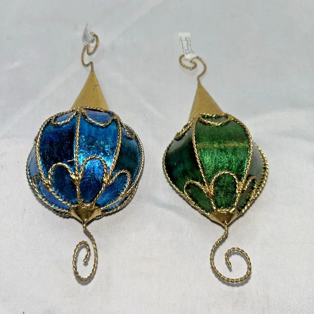 2-Department 56 lantern-style Large Ornament Gold Filigree Scroll Blue/Green‎